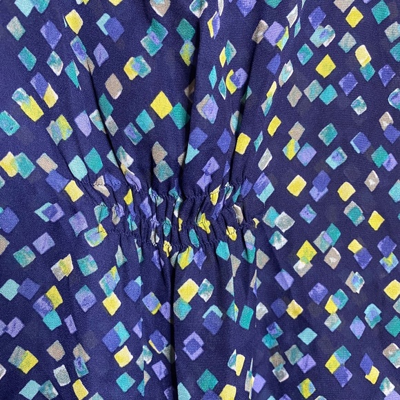 Tahari Arthur S Levine Abstract Geometric Print Blue Green Sleeveless Blouse M - Picture 11 of 16